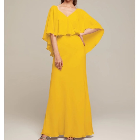 ELEGANZARELLA CAPE GOWN SIZE LARGE - Picture 1 of 8